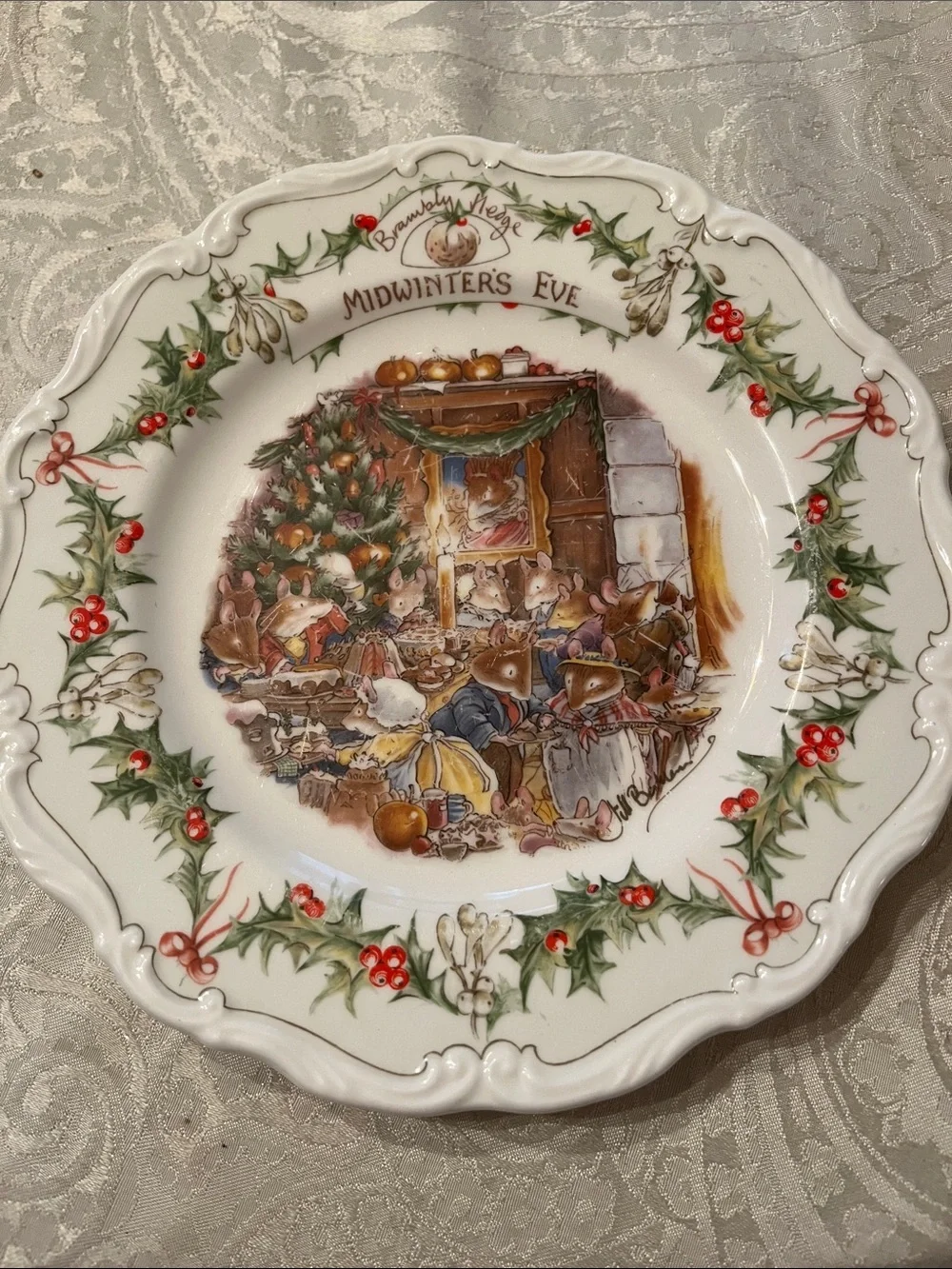 Royal Doulton Midwinter's Eve Decorative Plate Brambly Hedge Excellent Condition